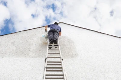Peinture extérieure à Vertamboz — façades et ravalement